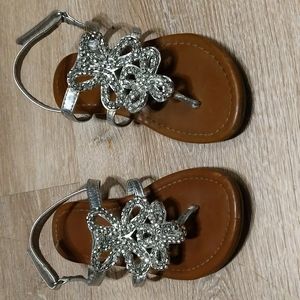 Adorable girls sandles size 11